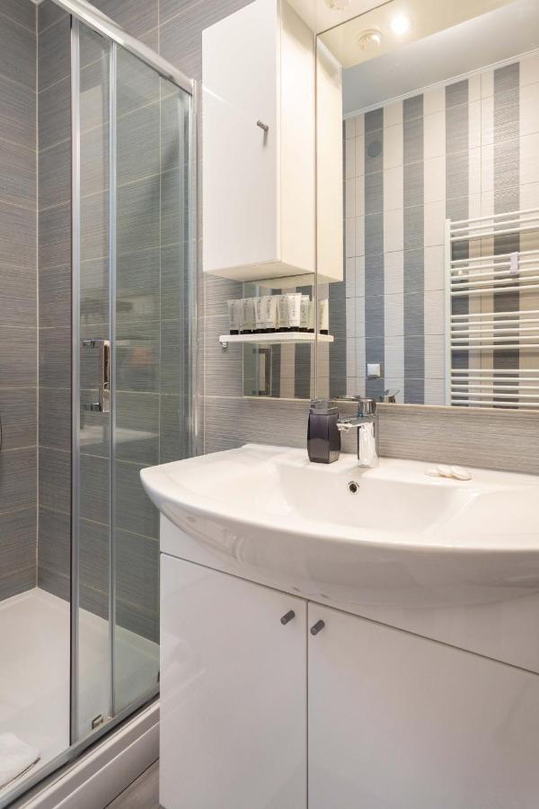 Sunny 2Bdr Apartment With A Balcony 자그레브 외부 사진