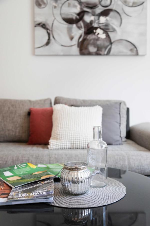 Sunny 2Bdr Apartment With A Balcony 자그레브 외부 사진